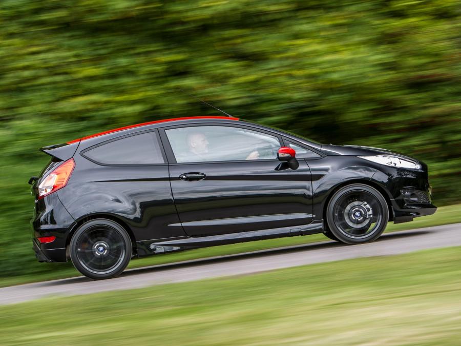  Ford Fiesta Zetec S Black 2014 года  (фото 4 из 8)
